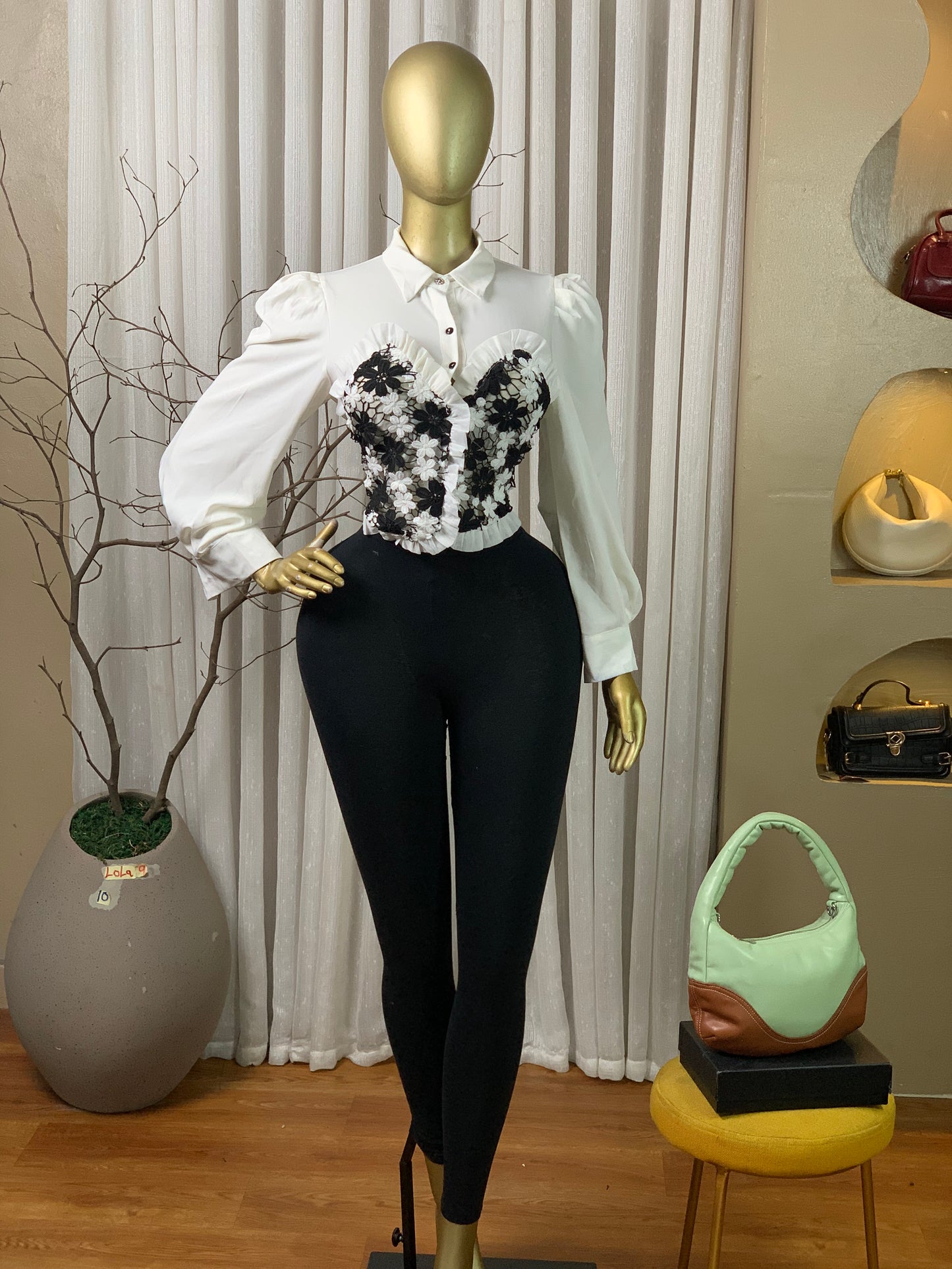 LOLA9 SIZE10 top only (Little stain)