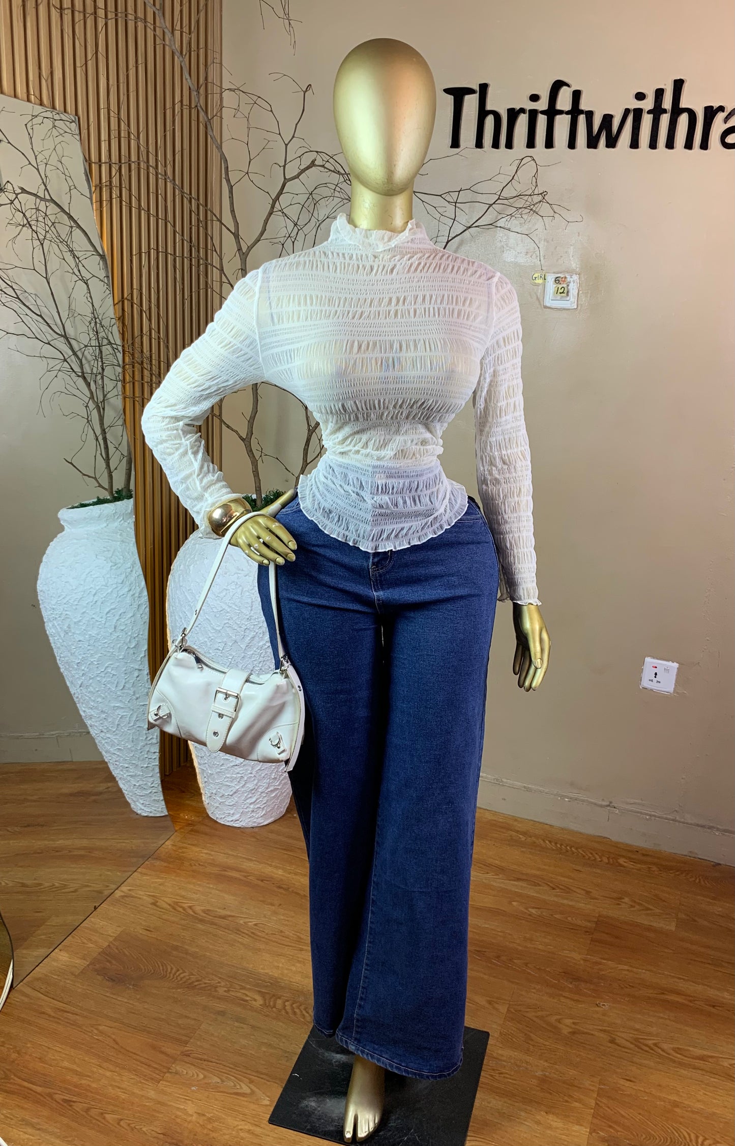 SIZE12 GIRL64 WHITE MESH TOP ONLY