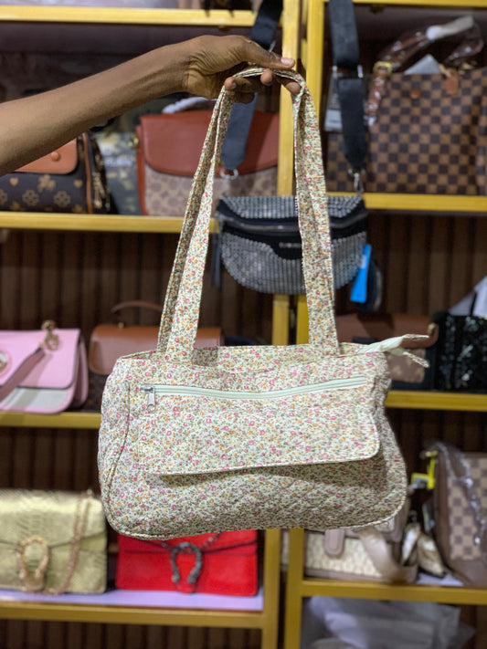 Bag B22