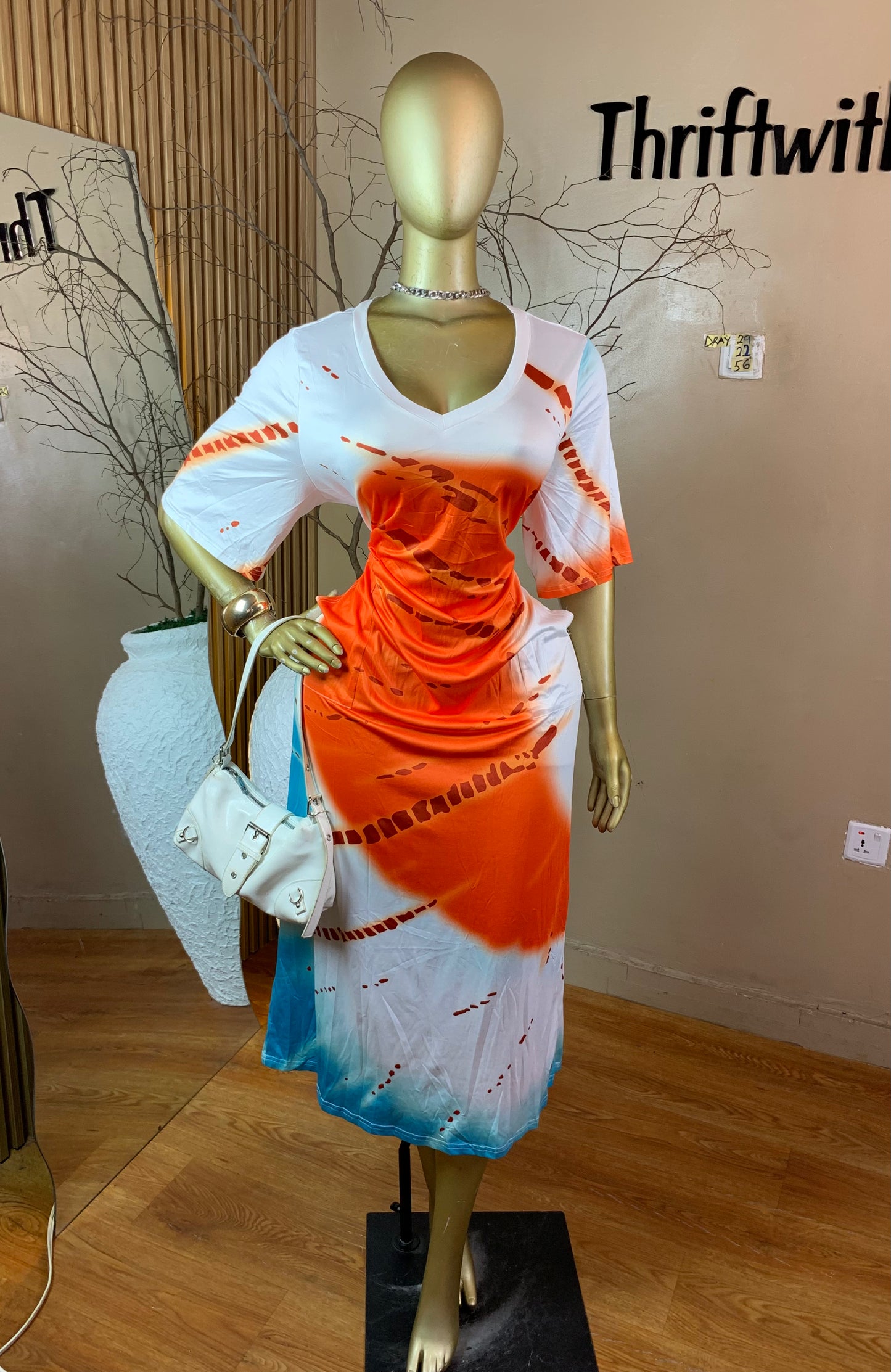 SIZE22 DRAY29 MULTI COLOR DRESS Length56