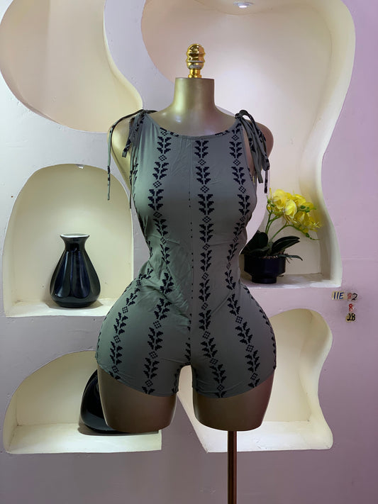 SIZE8 11E82 Length28