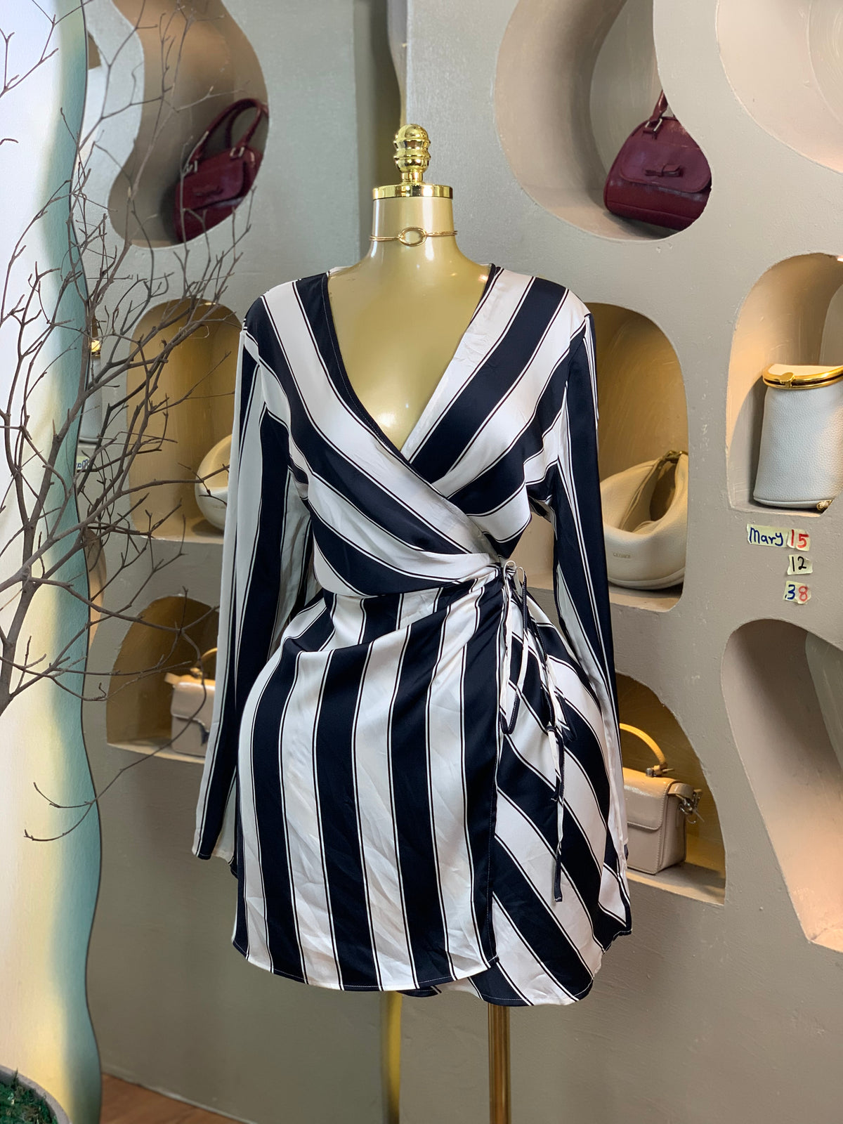 MARY15 SIZE12 Wrap DRESS Length38