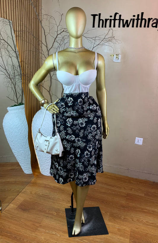 SIZE10 MSH95 FLORAL SKIRT ONLY