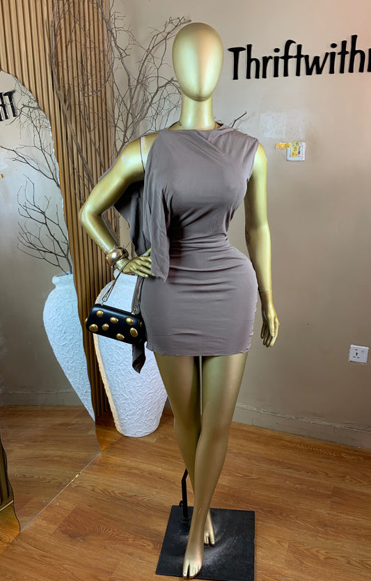 BOLU28 SIZE8 Length34 dress