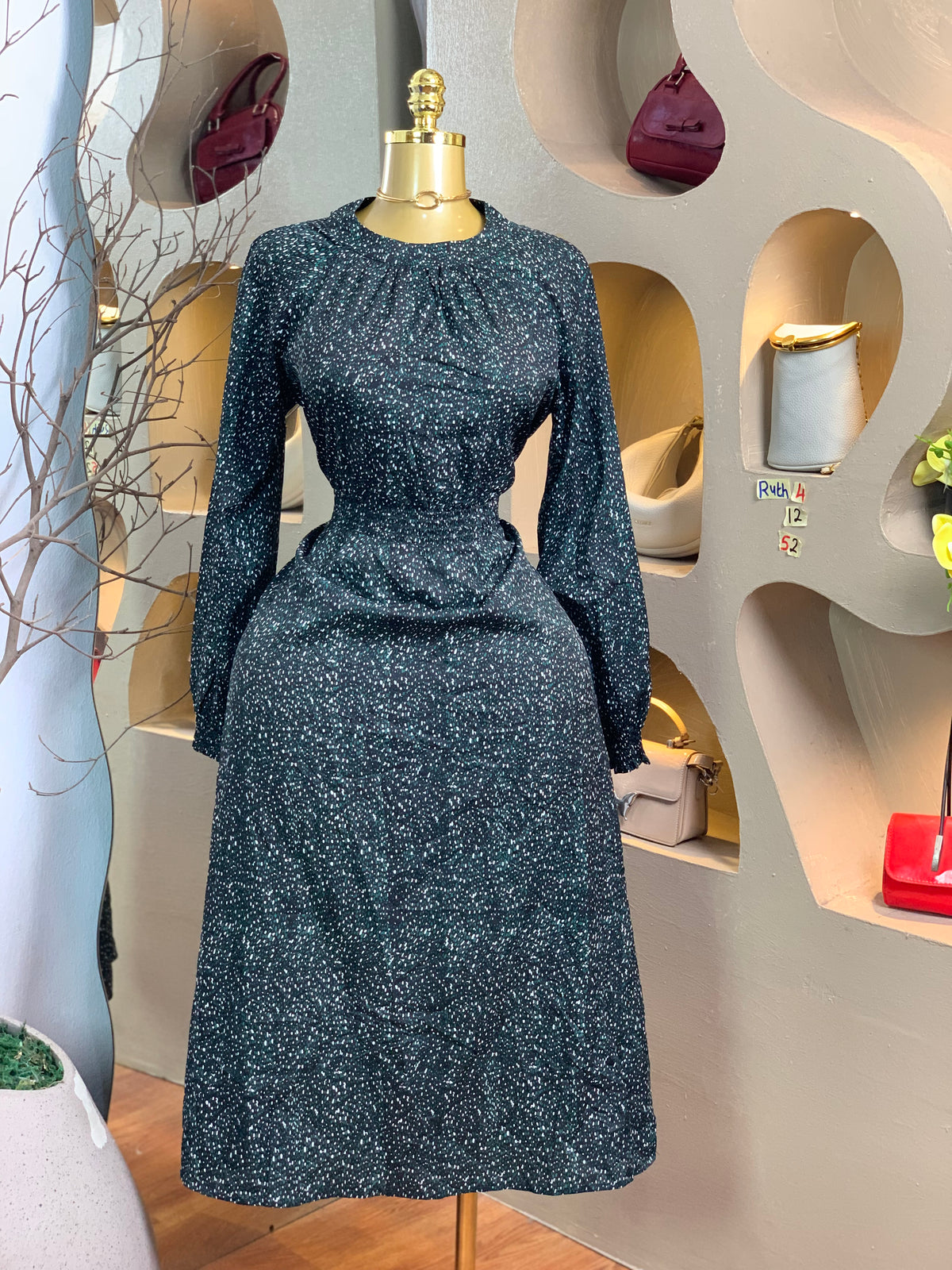 RUTH4 SIZE12 Length52