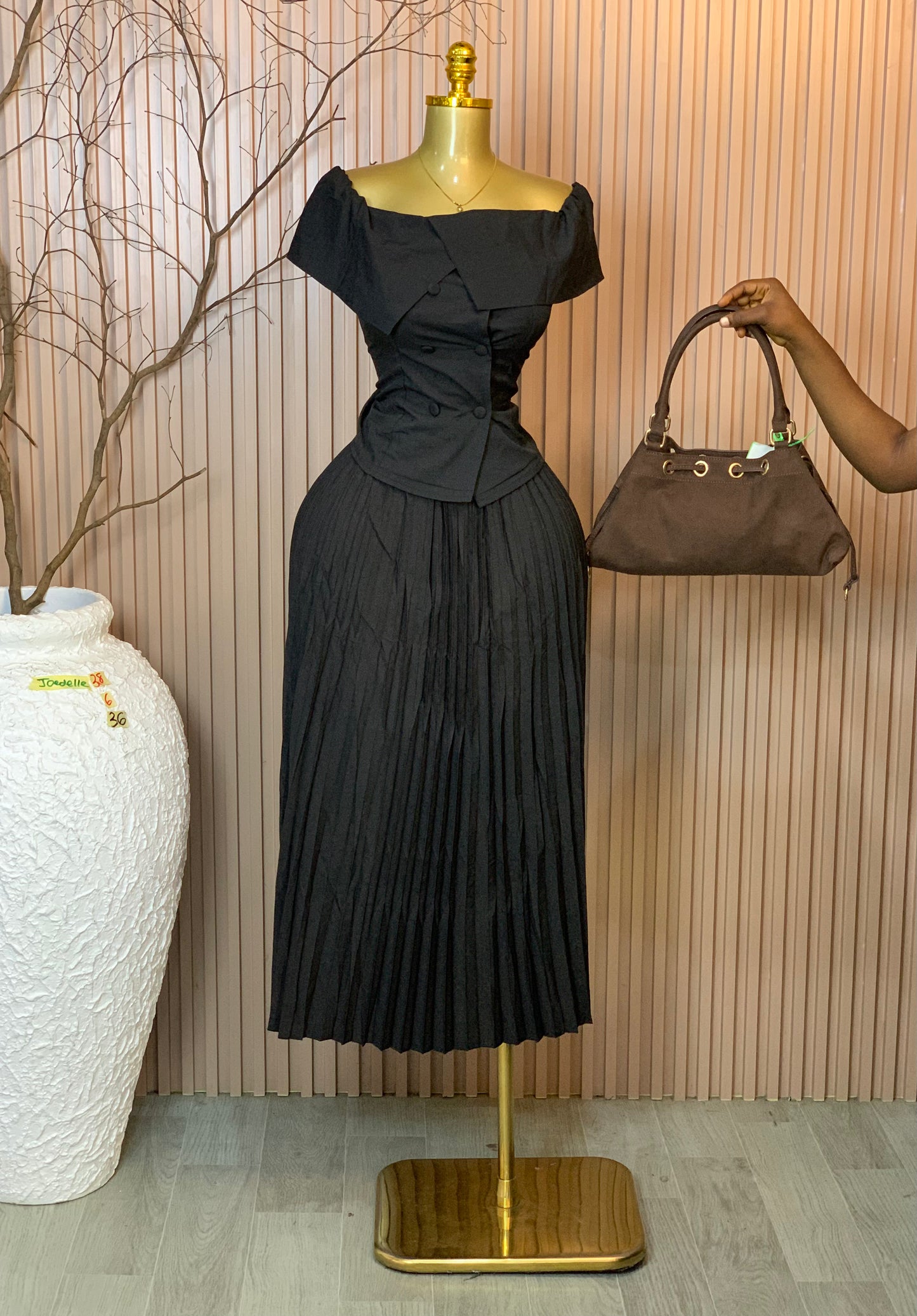 Joedelle38 size6 Length36 Brand new two piece set