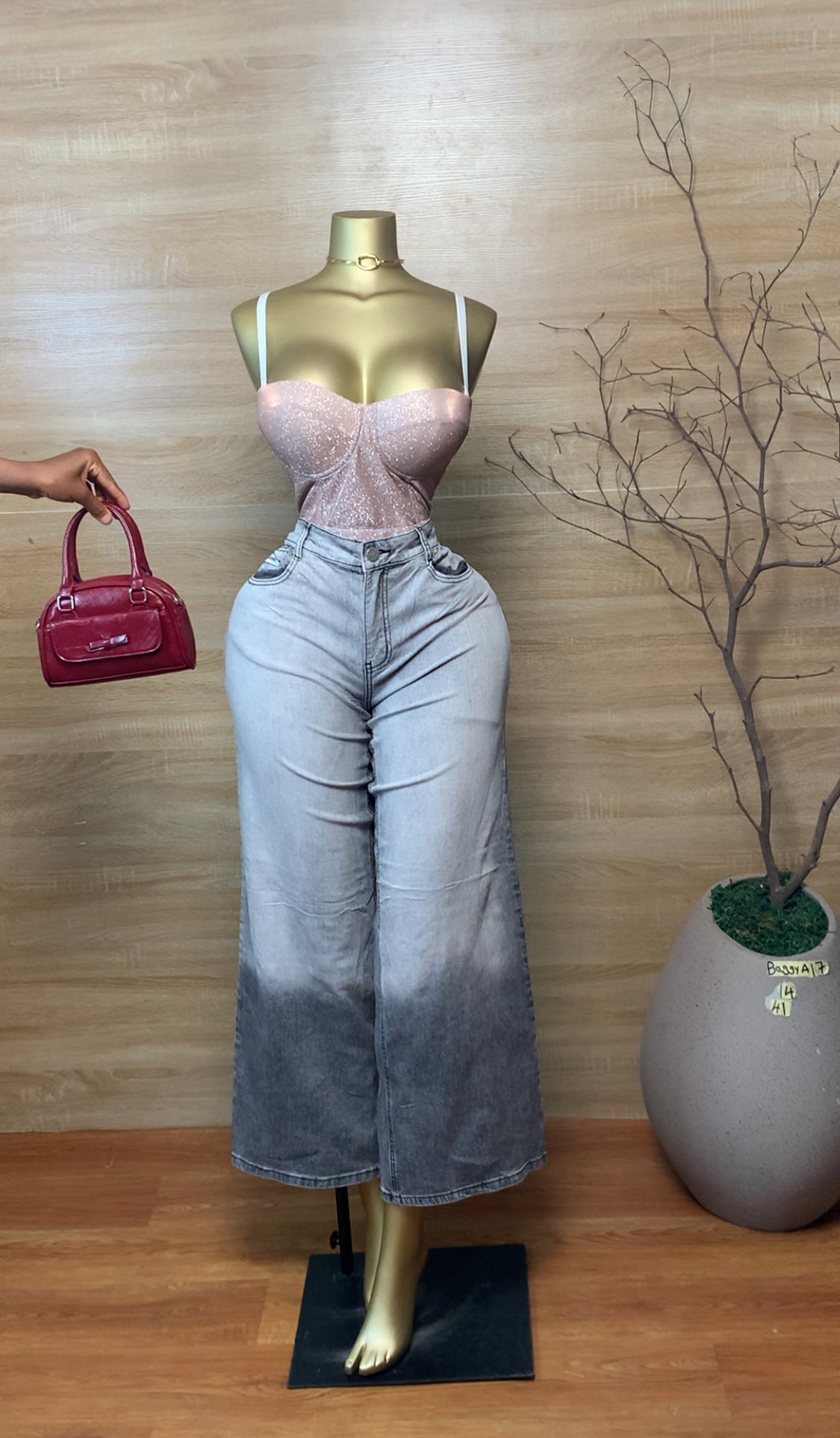SIZE14 BAGGYA17 Length41 Jean Only