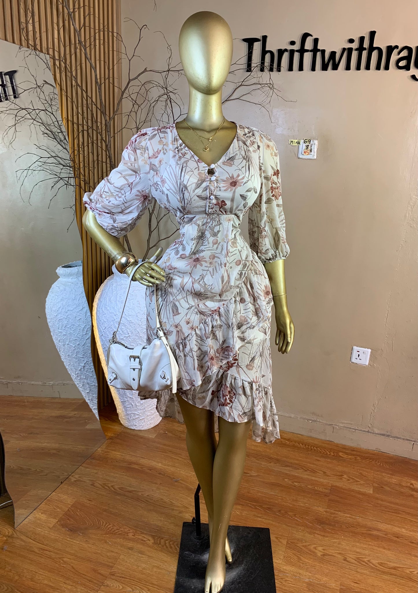 MINA69 SIZE8 Length45 chiffon dress