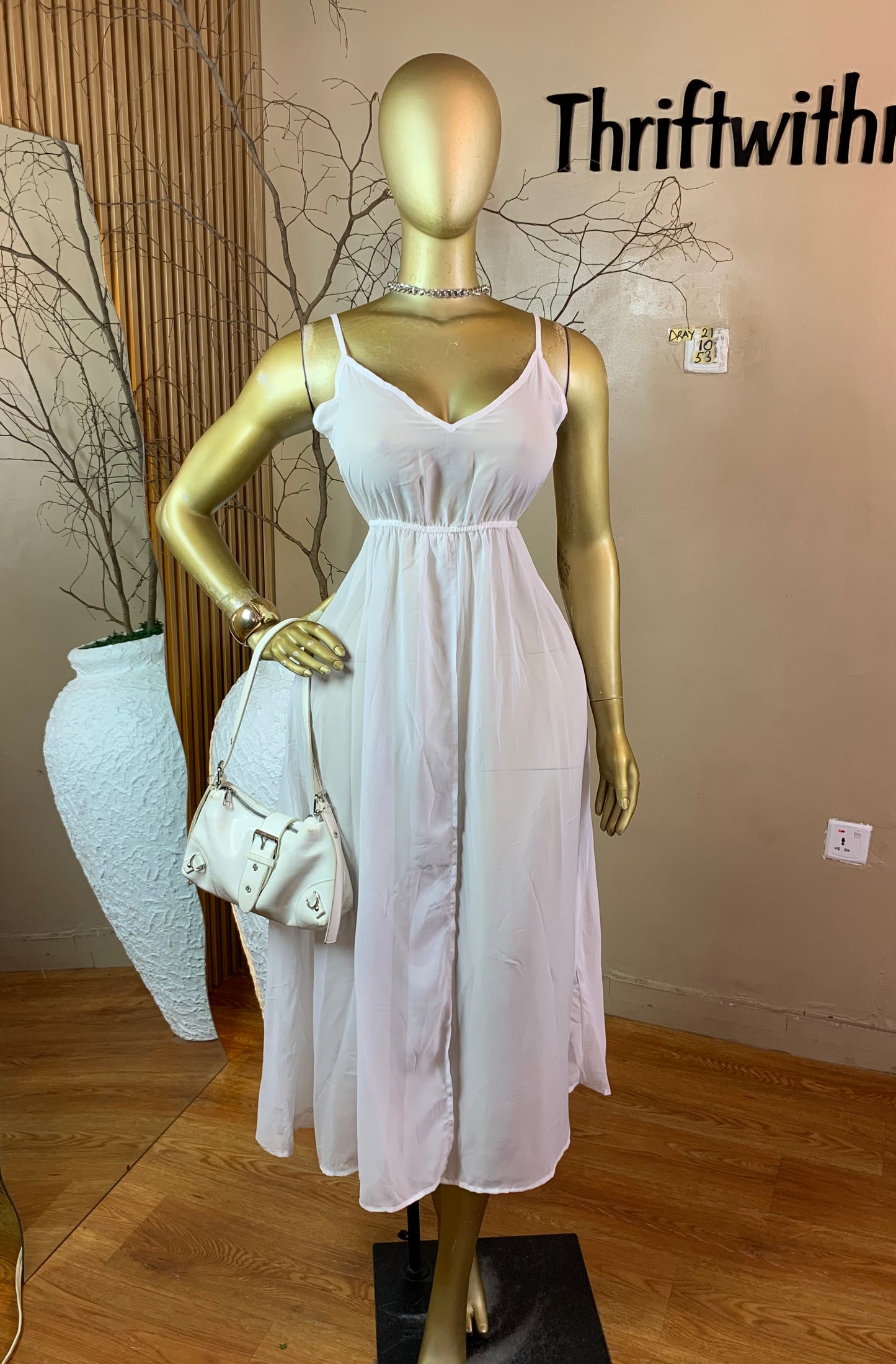 SIZE10 DRAY21 WHITE DRESS Length53