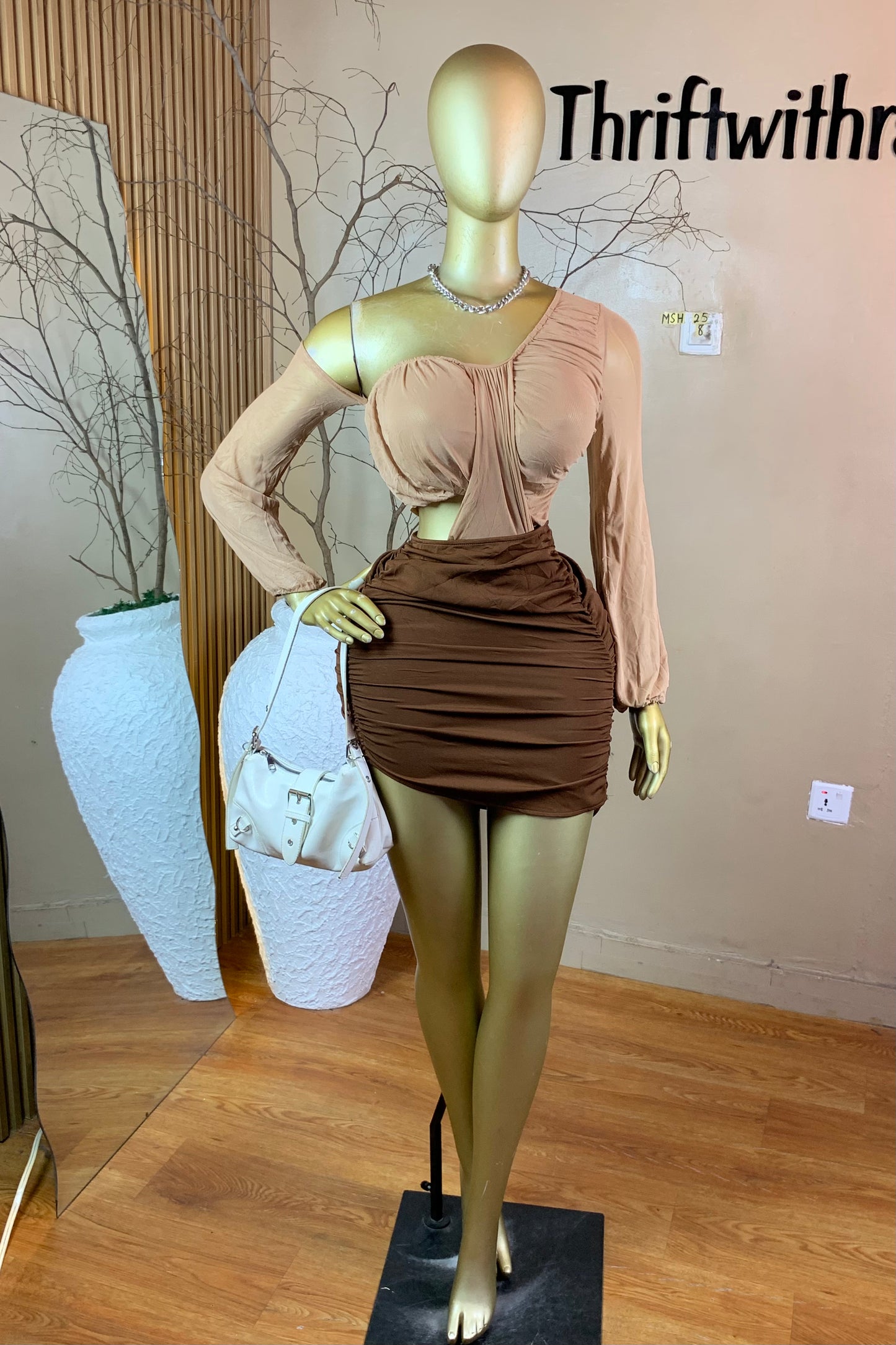 SIZE8 MSH25 CHOCOLATE SKIRT ONLY