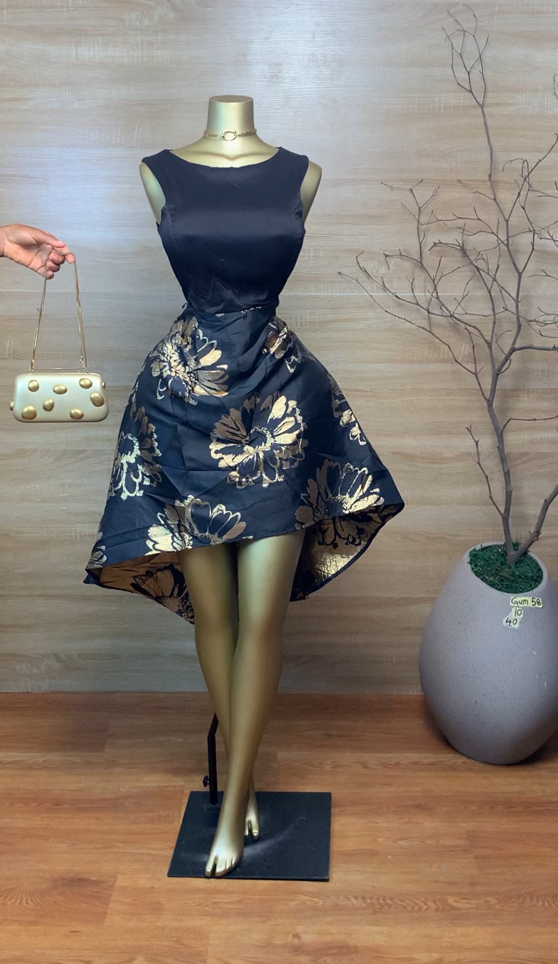 GUM58 SIZE10 Black DRESS Length39