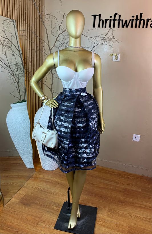 SIZE10 MSH55 FLORAL SKIRT Length28