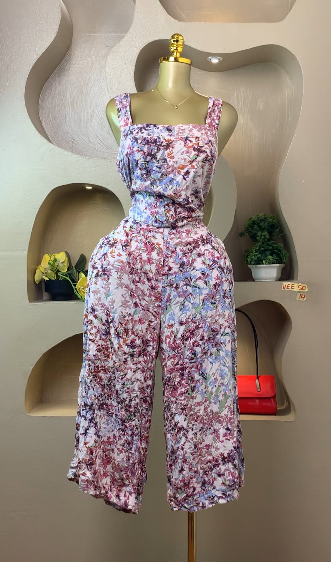 VEE50 SIZE14