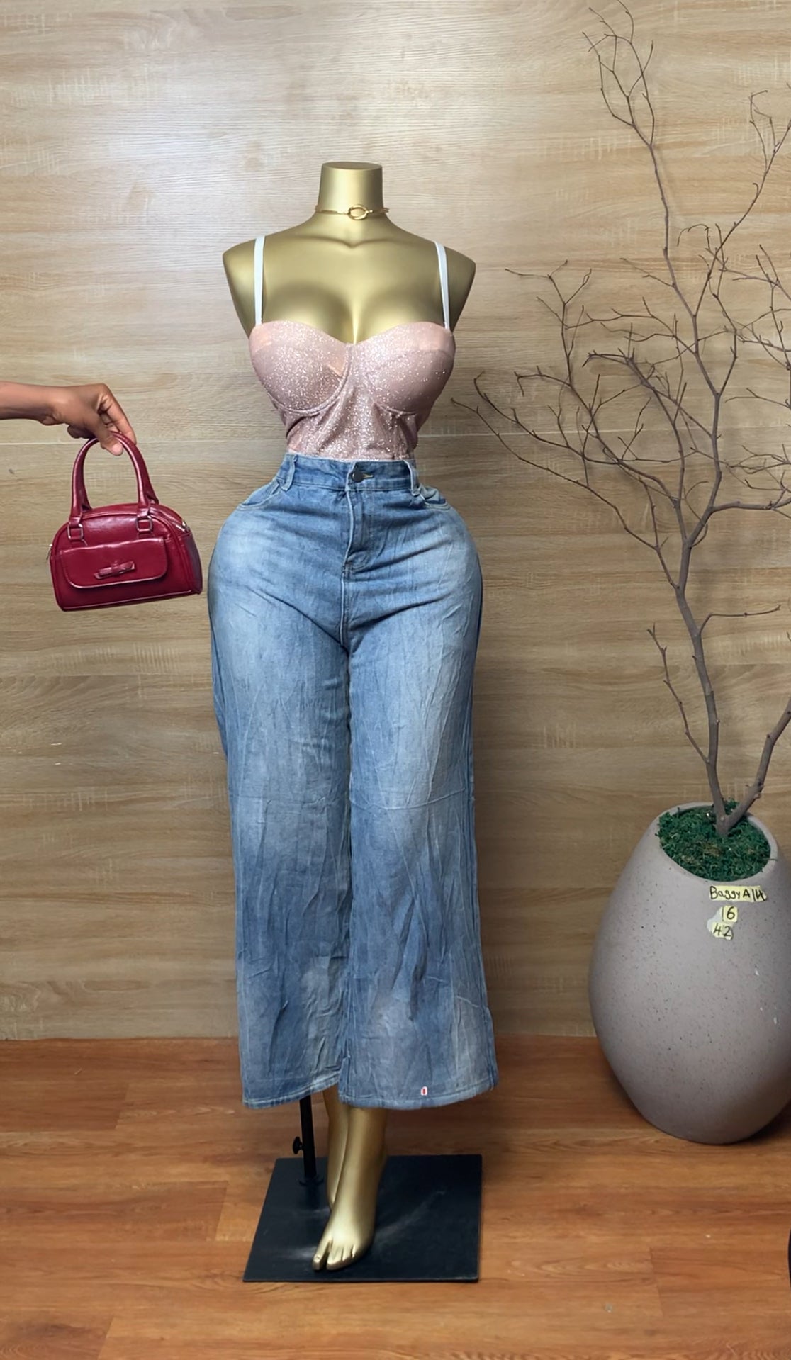 SIZE16 BAGGYA14 Length42 Jean Only