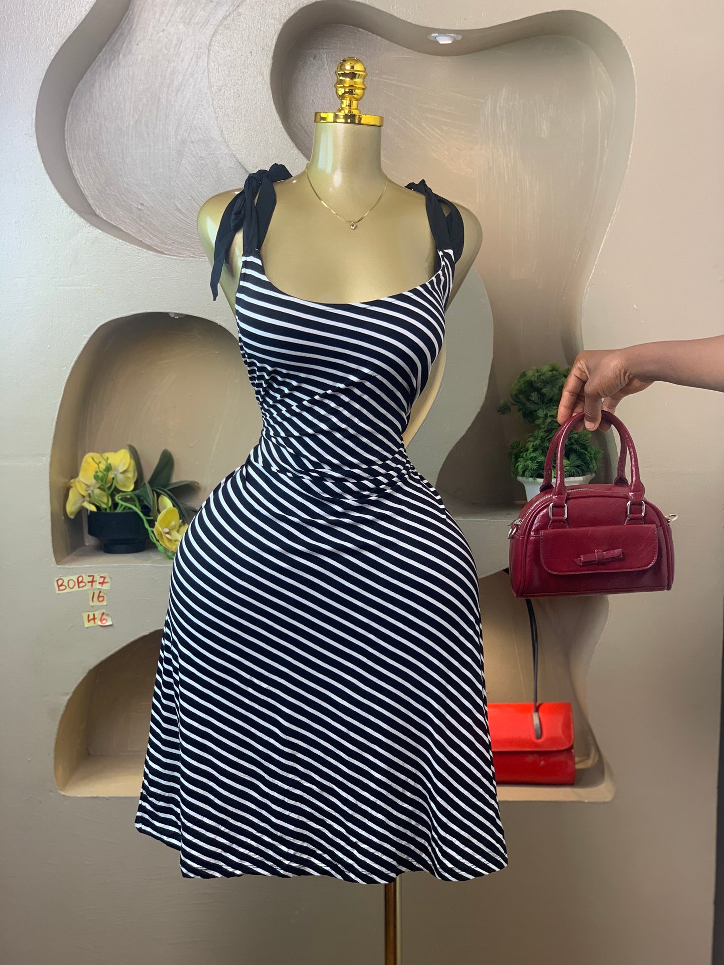BOB77 SIZE16 DRESS Length46
