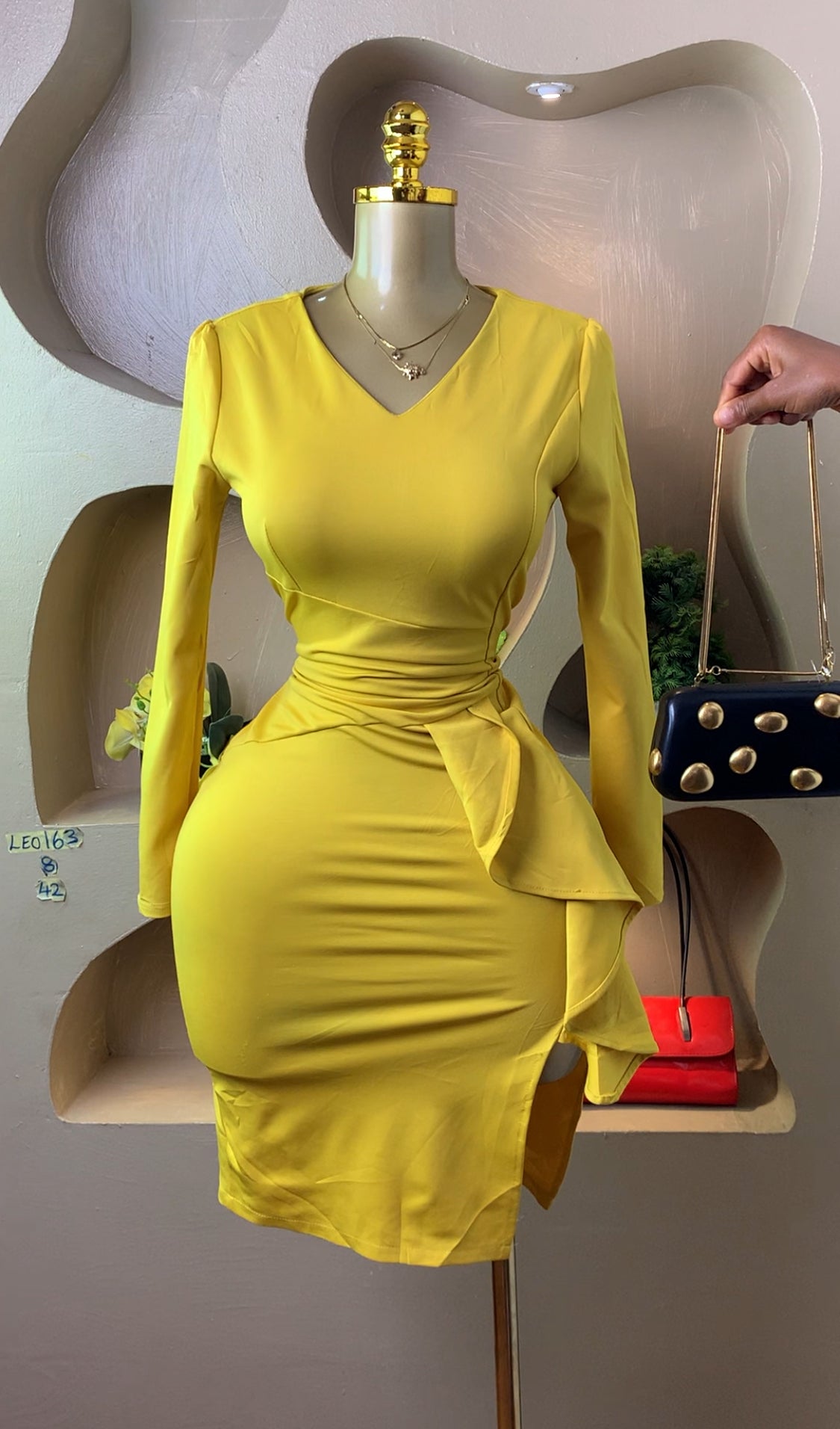LEO163 YELLOW CORPORATE DRESS SIZE8 Length42
