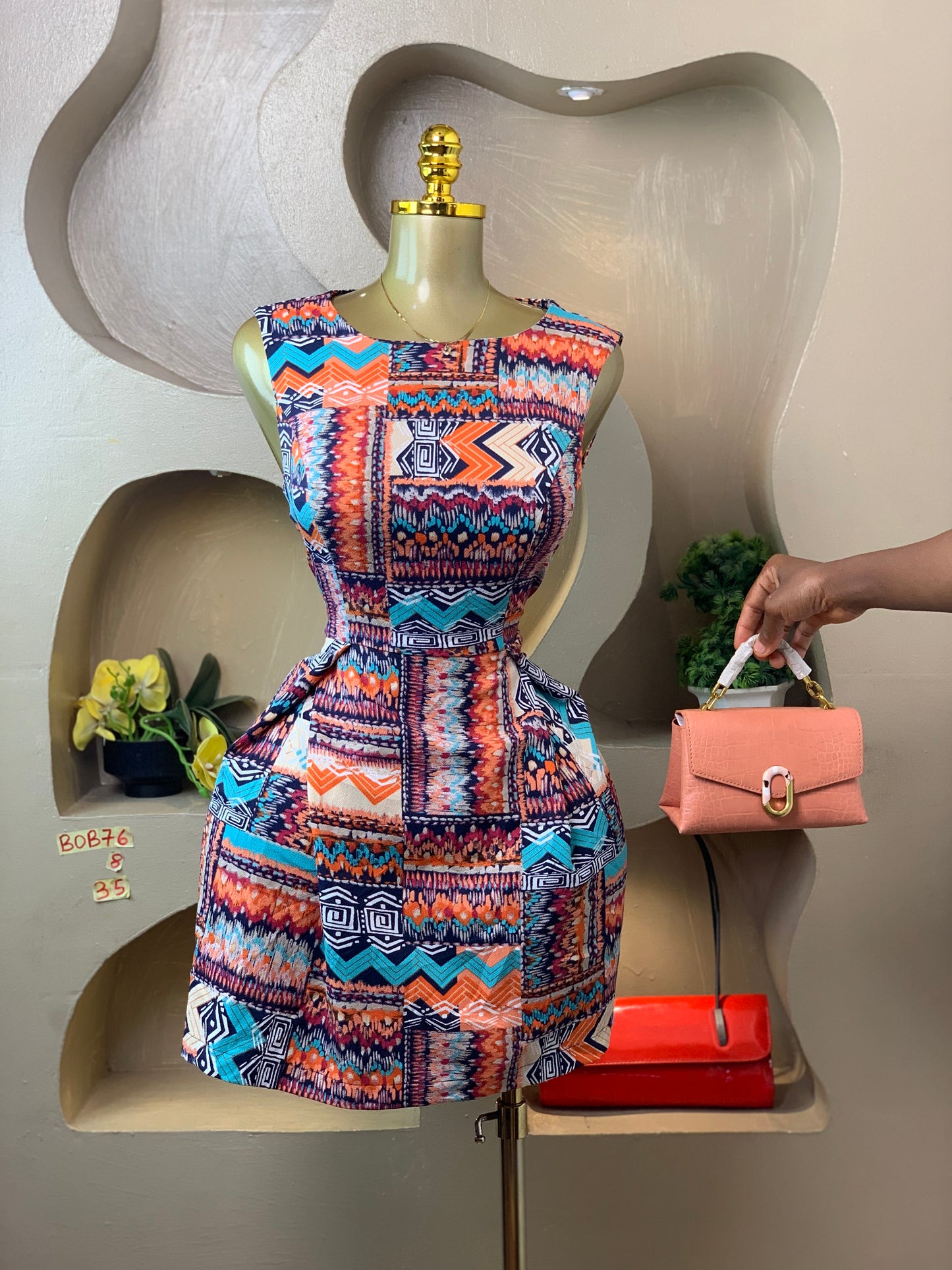 BOB76 SIZE8 DRESS Length35