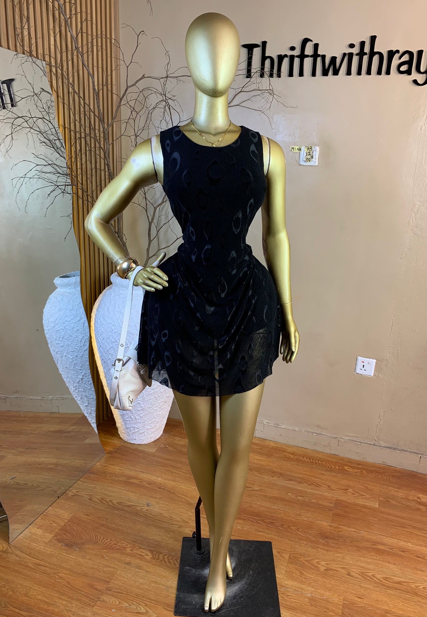 MINA73 SIZE12 Length38 black dress