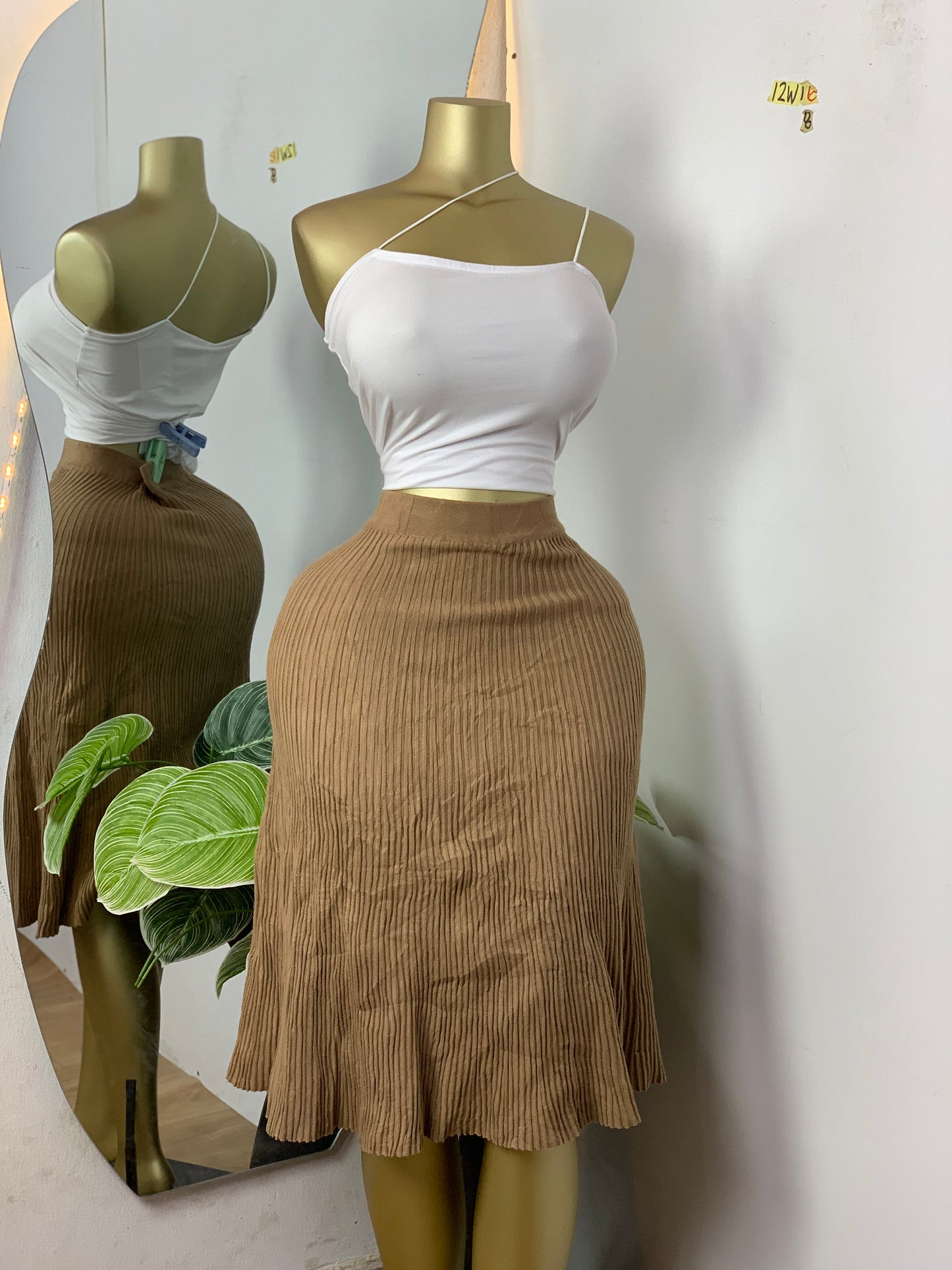 SIZE8 12W16 (skirt only)