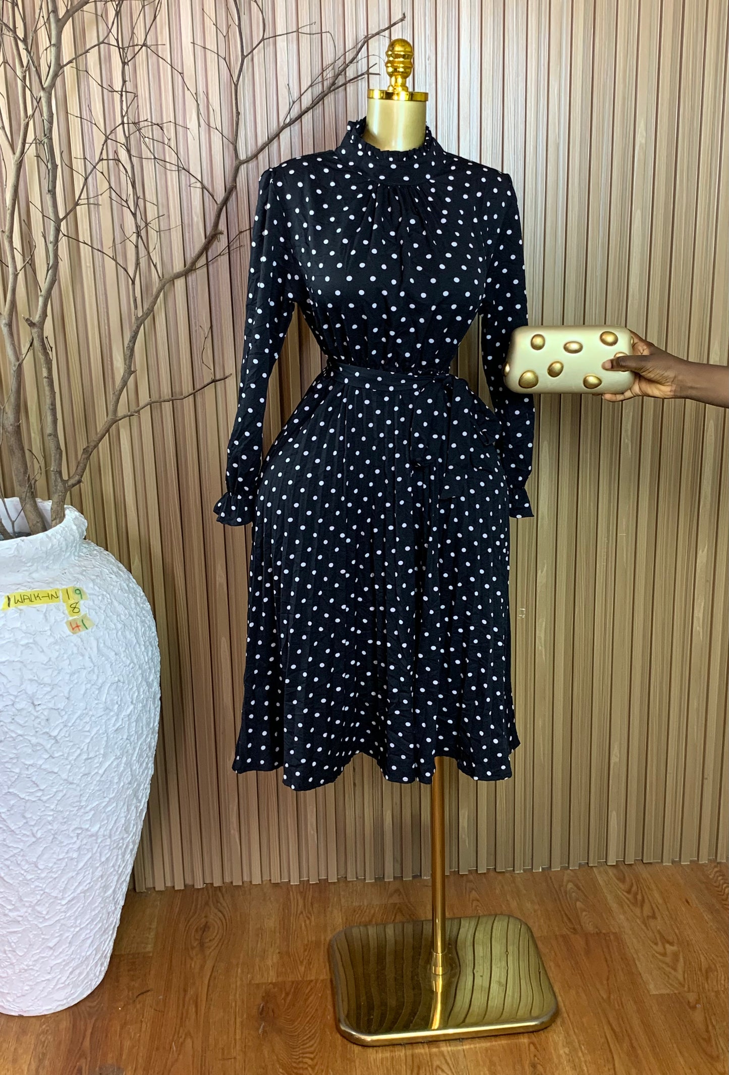 1WALK-IN19 SIZE8 Length41 Polka dot dress