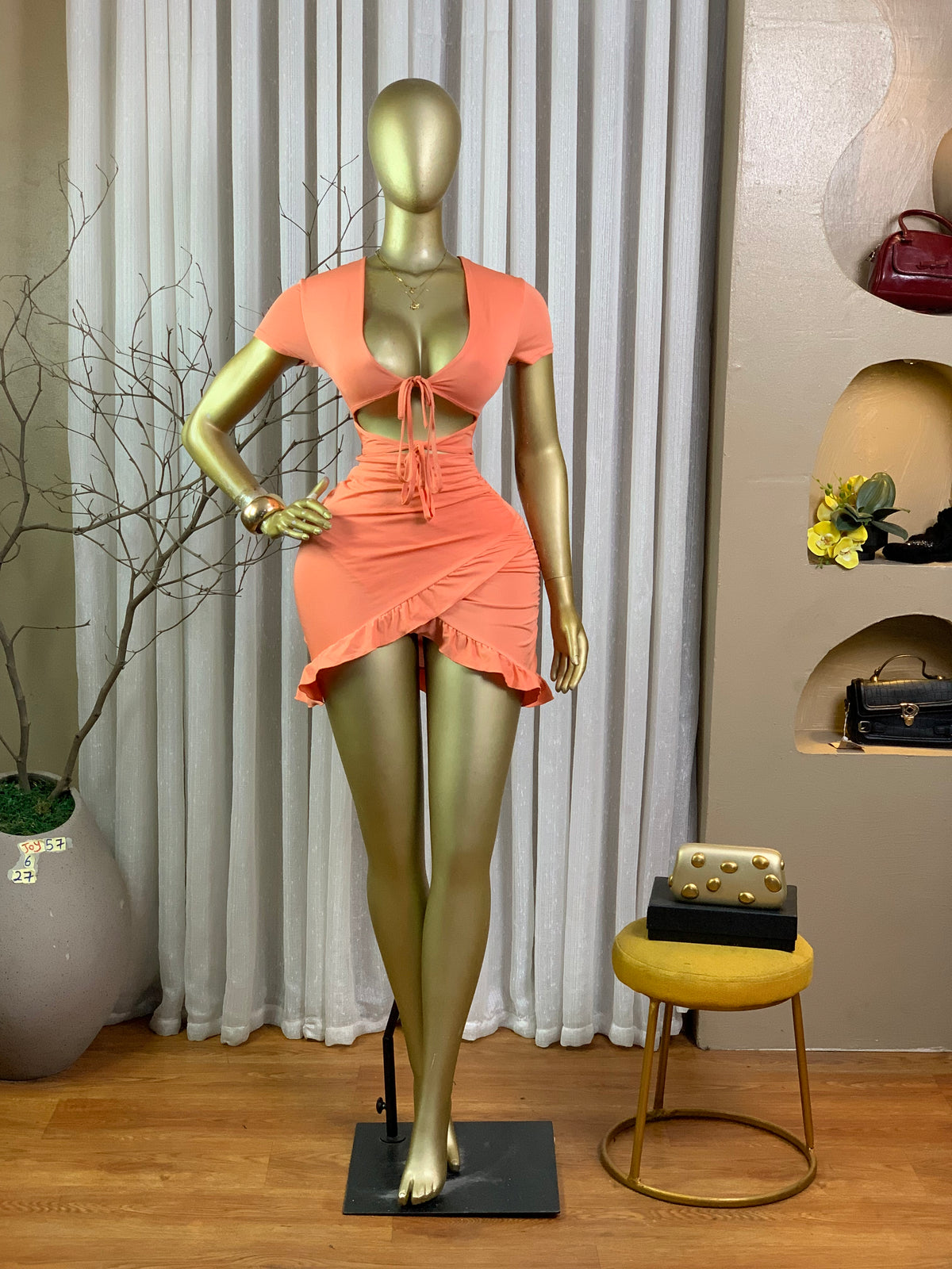 JOY57 SIZE6 Peach party DRESS Length27