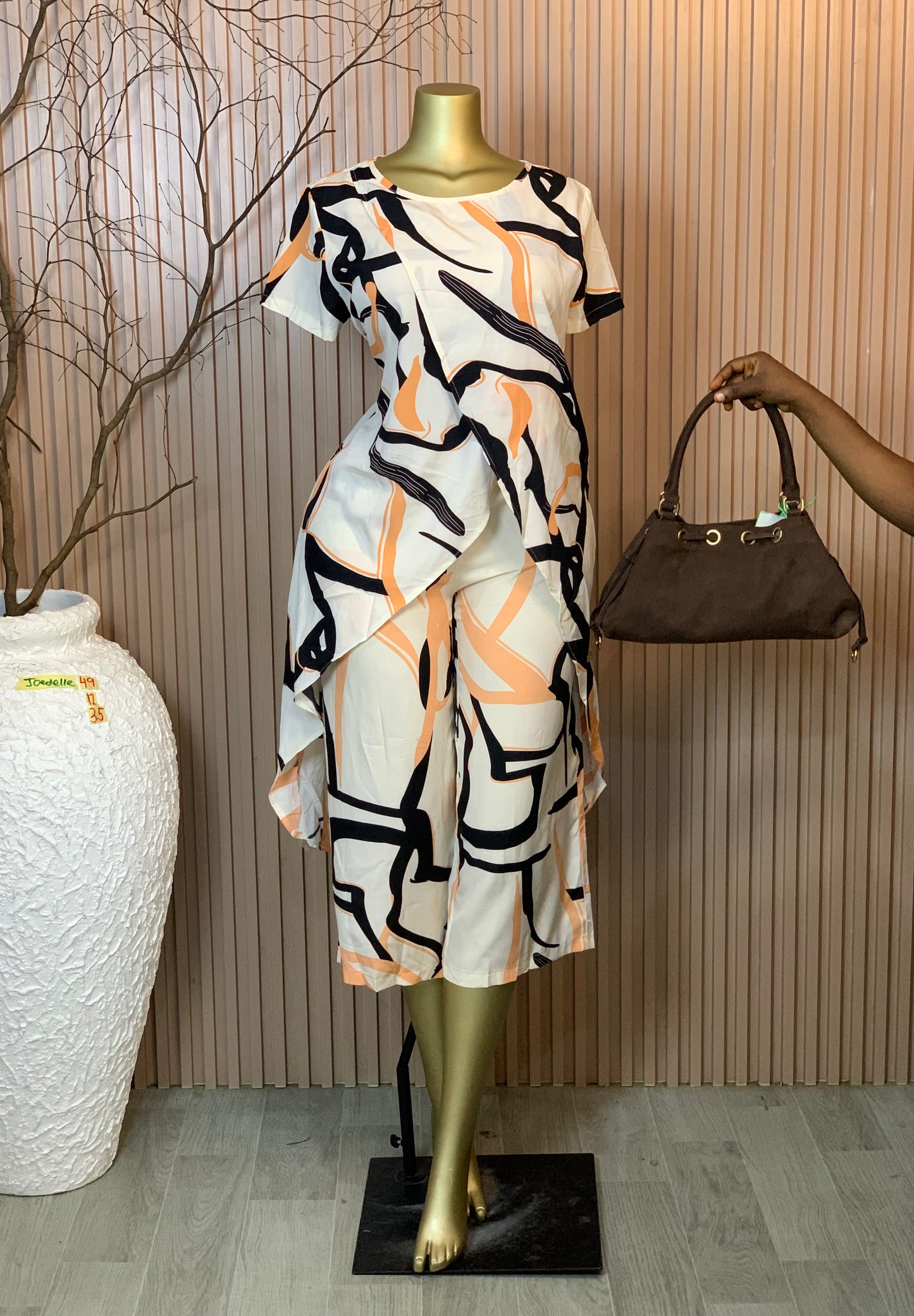 Joedelle49 size12 Length35 Brand new two piece set