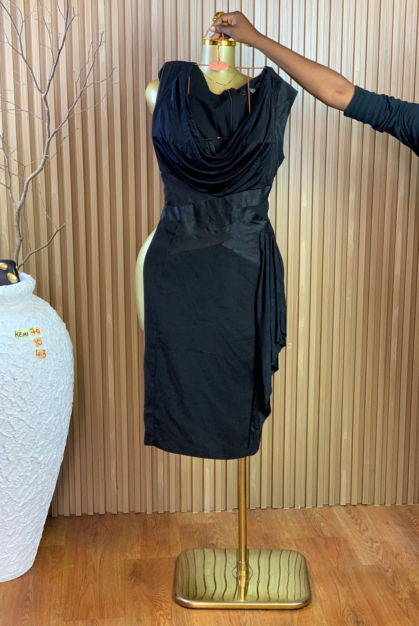 KEMI70 SIZE10 Length43 black dress