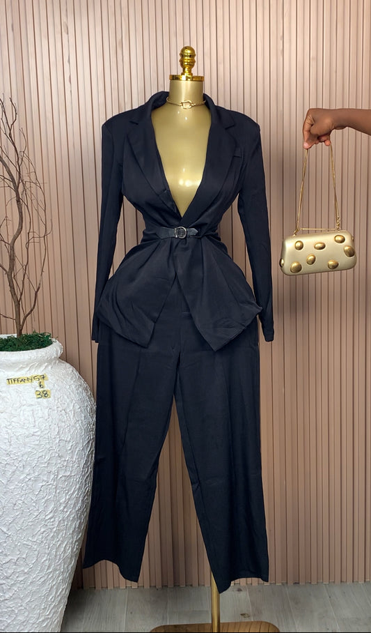UK Size 6 Tiffany57 Brand New Two Piece Black Length38