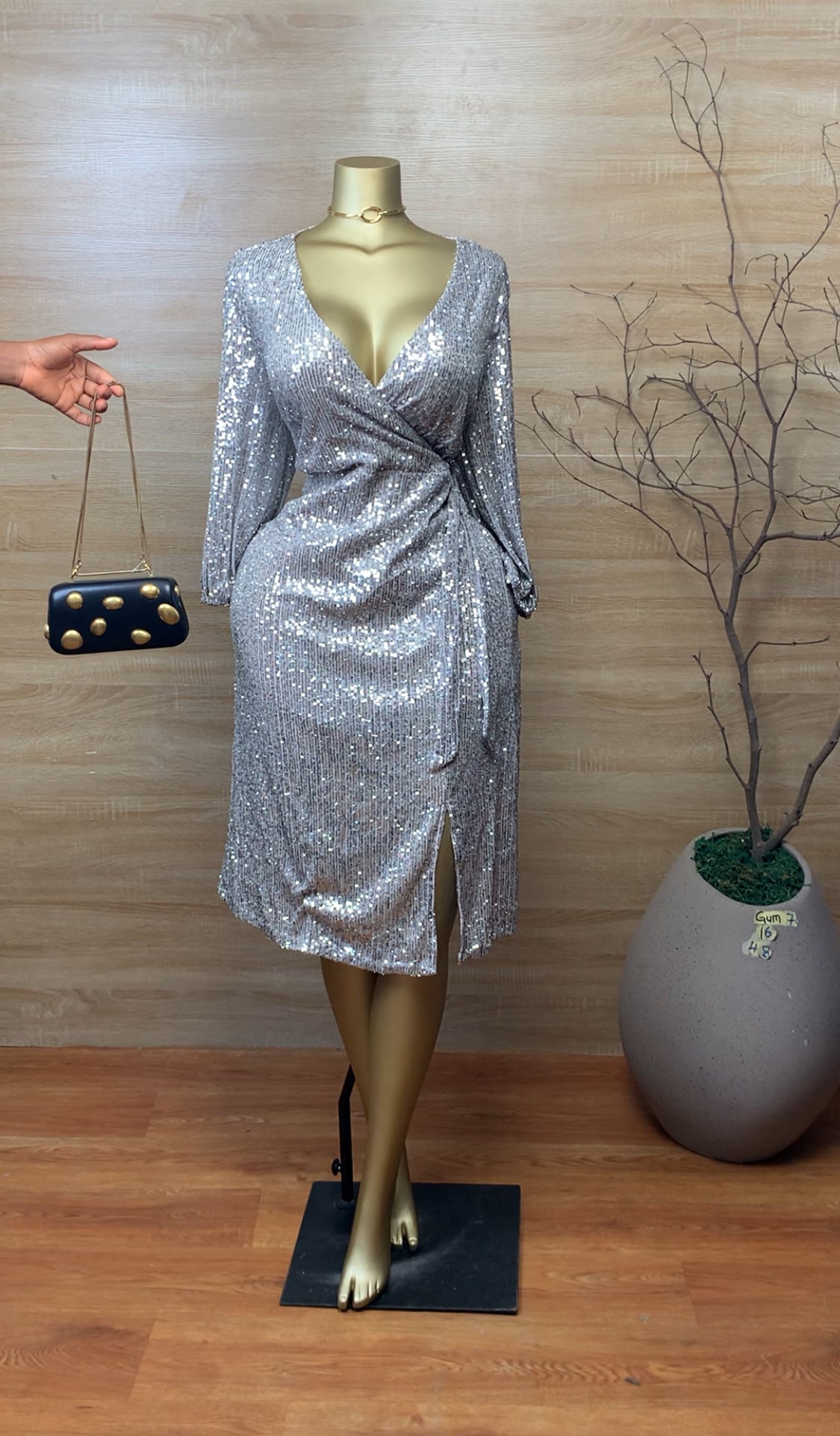 SIZE16 GUM7 Silver DRESS Length48