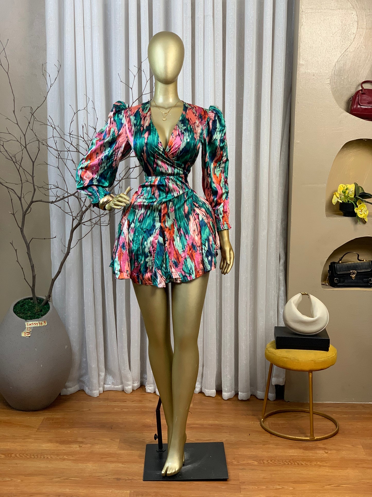 SASSY43 SIZE12 DRESS Length37