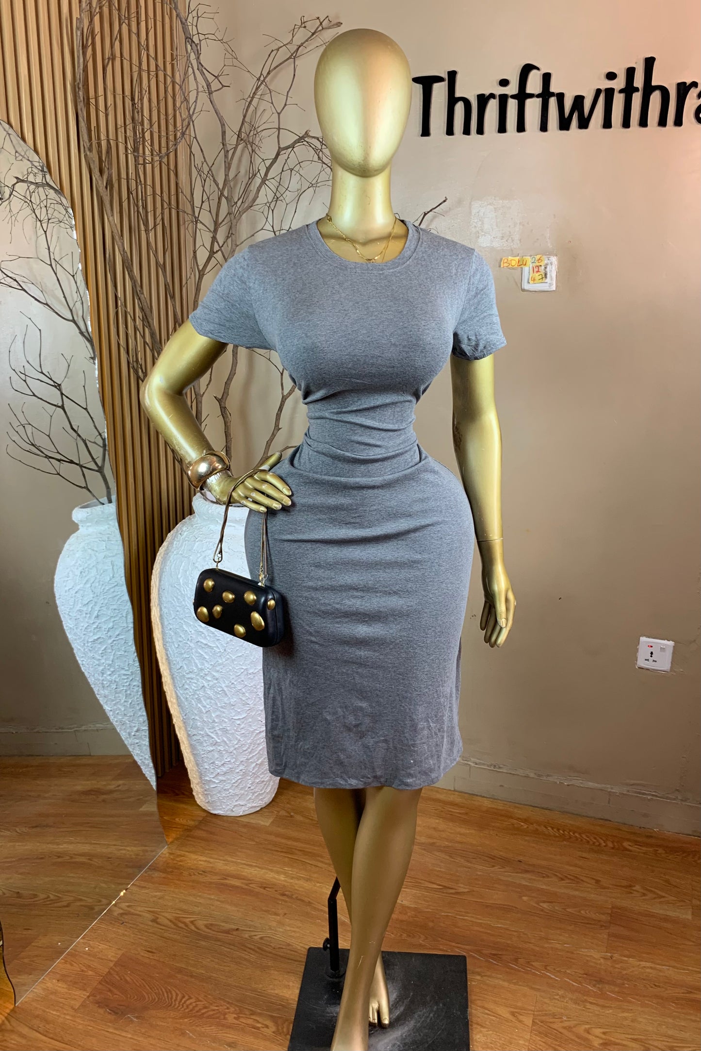 BOLU26 SIZE12 Length47 grey dress