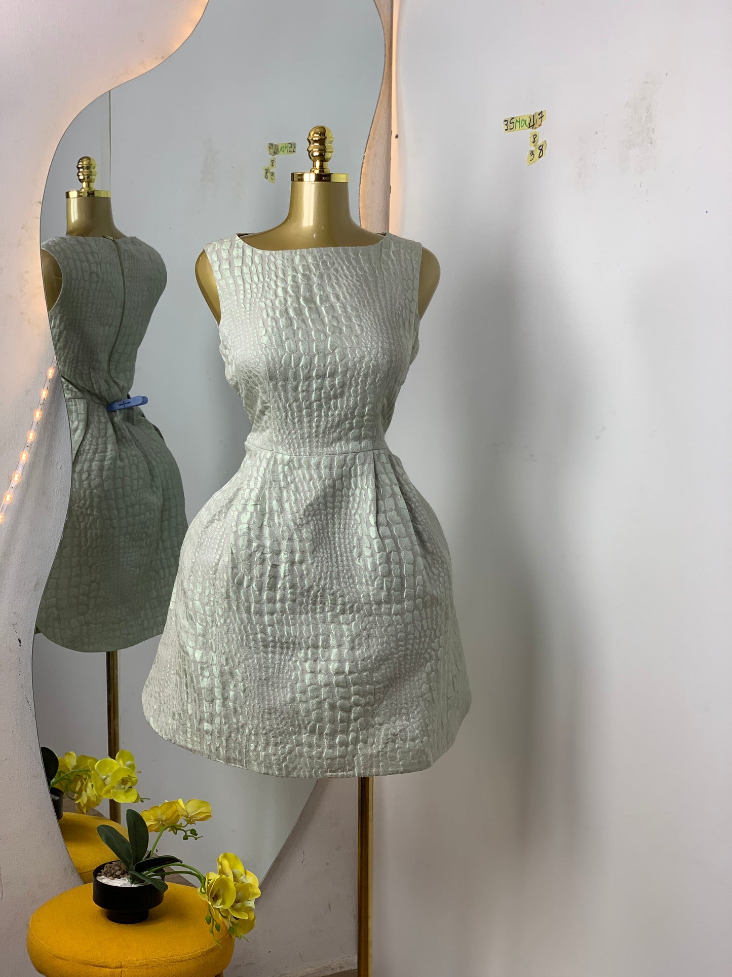 SIZE8 35NOV47 Length38