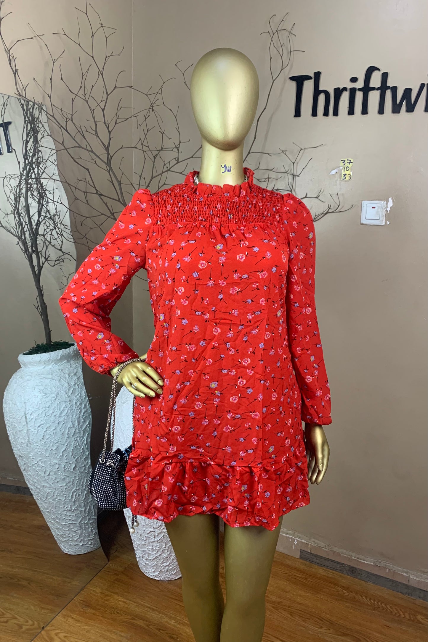 SIZE6/8&10 YW37 Length33(Free dress)