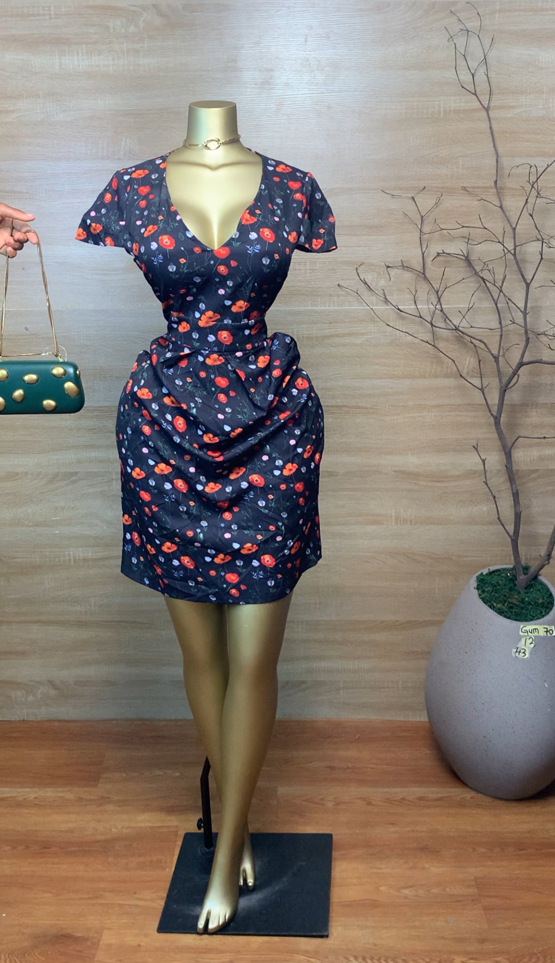 GUM70 SIZE12 Floral DRESS Length43