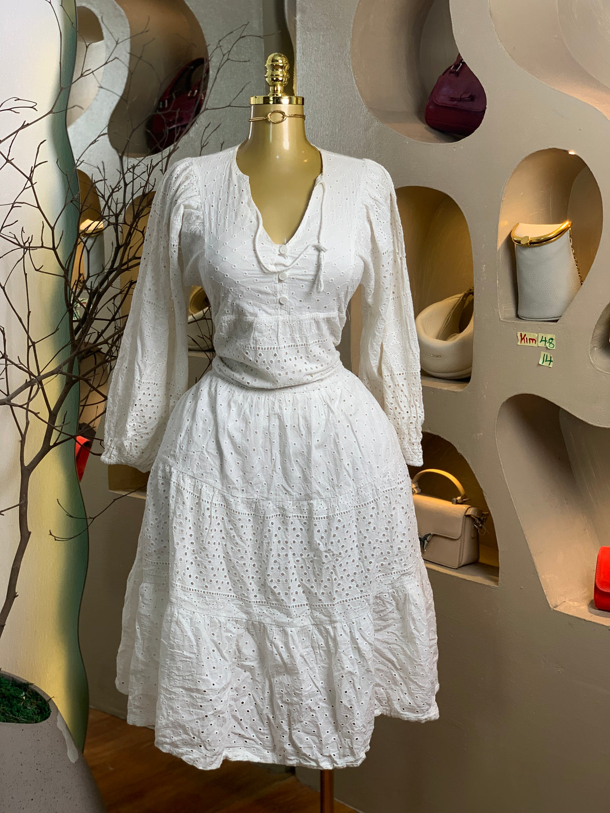 KIM48 SIZE14 White DRESS
