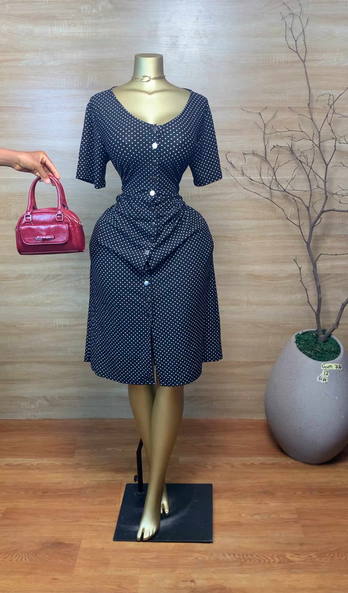 GUM74 SIZE12 Black&White polka dots DRESS Length44