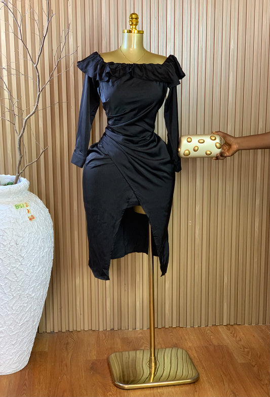 BISI2 SIZE8 Length42 black dress