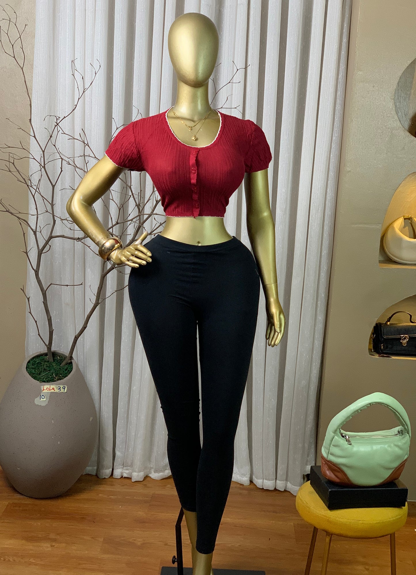 LOLA39 SIZE10 burgundy top