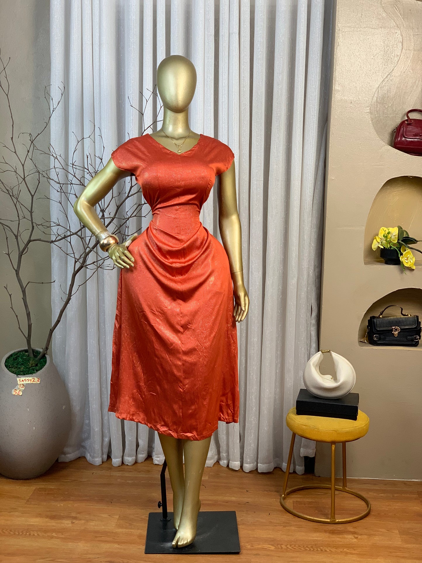 SASSY23 SIZE12 DRESS Length56