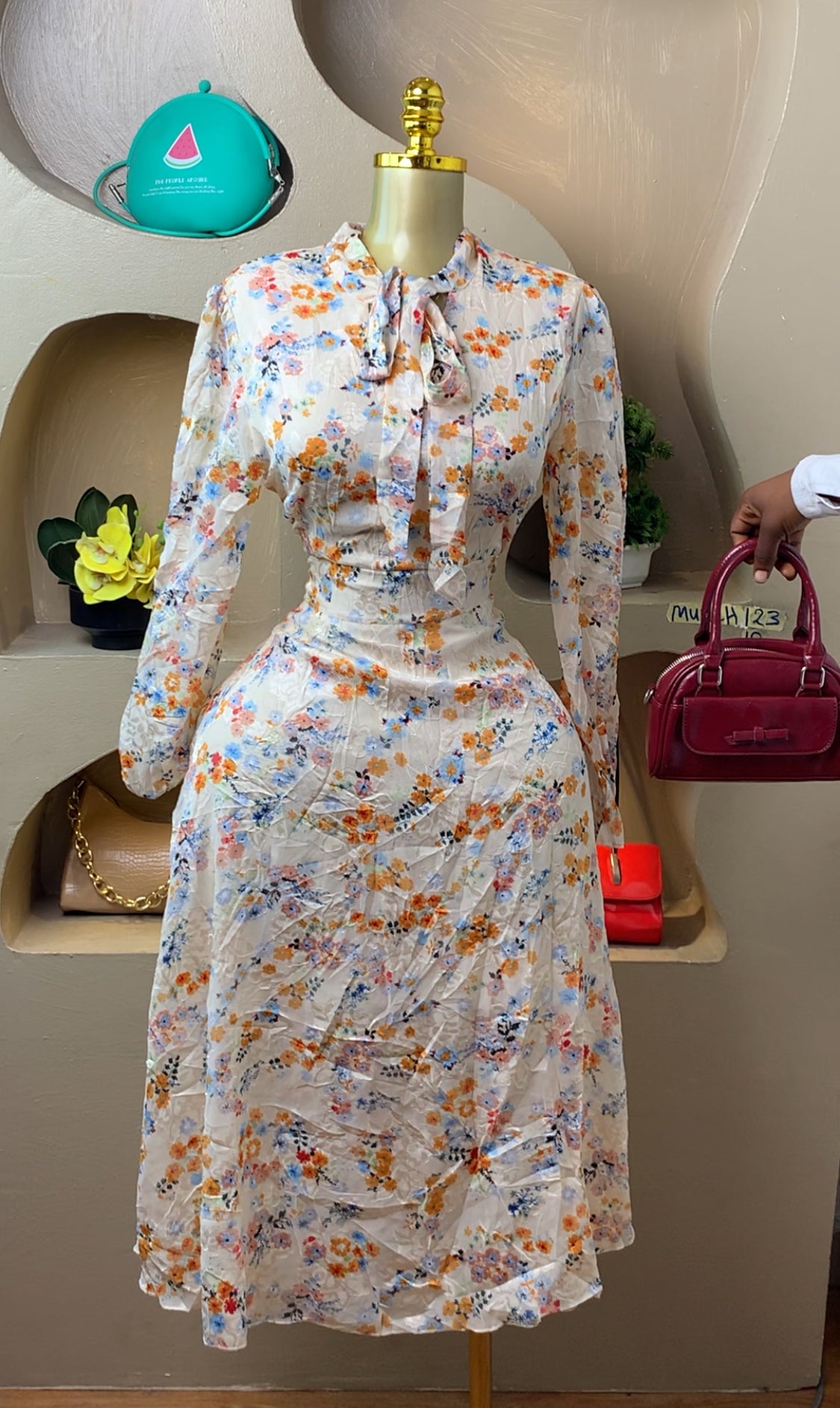 SIZE10 MUNCH123 Length49 (floral)
