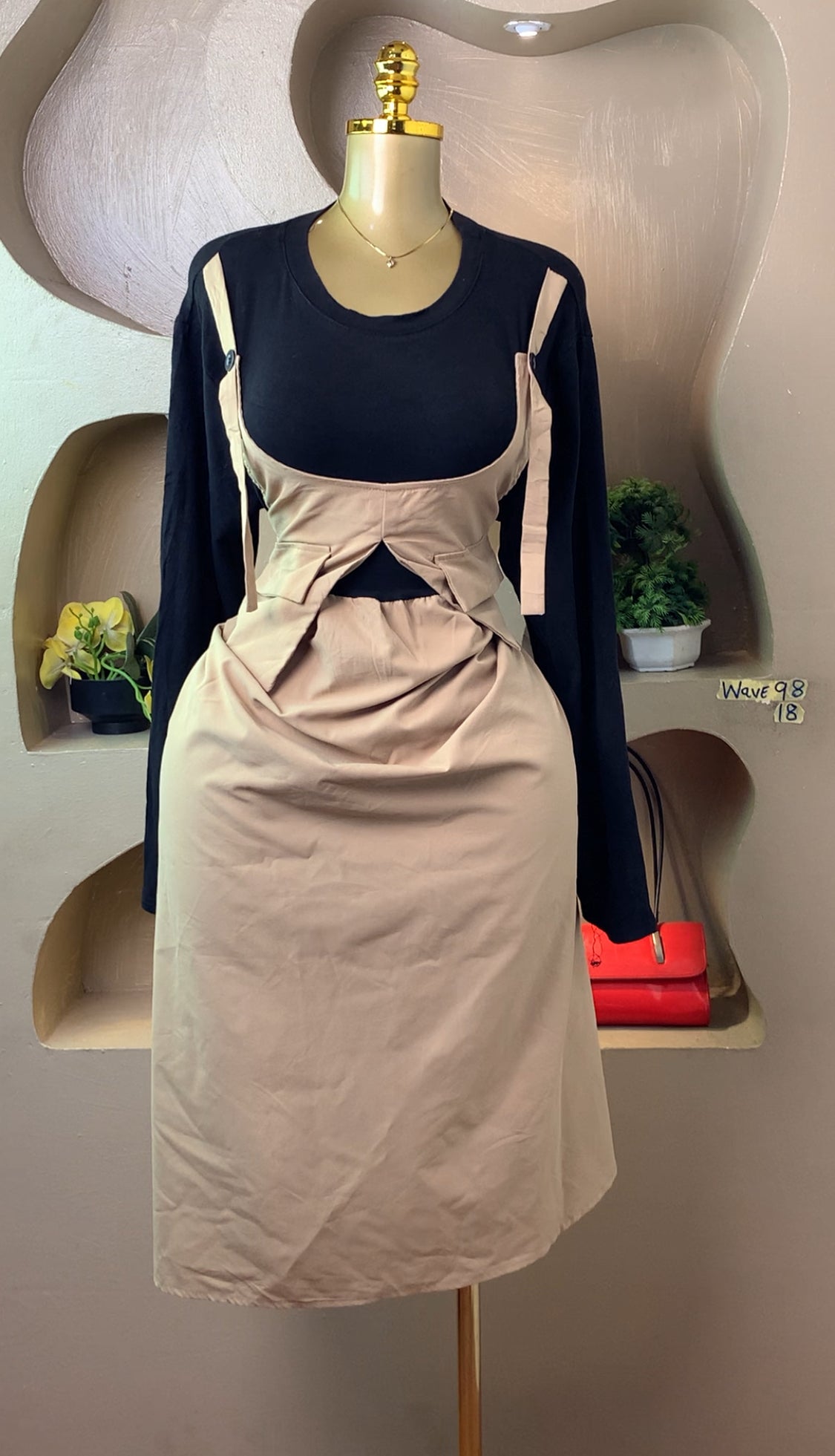 WAVE98 DRESS SIZE18