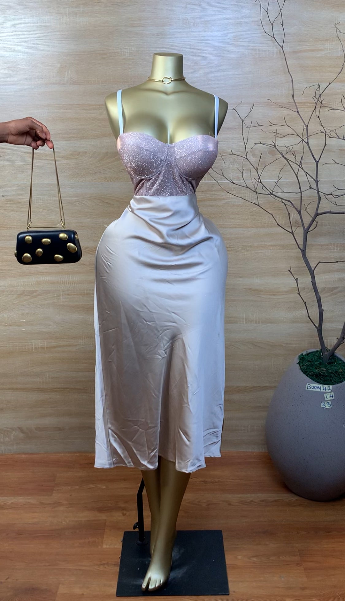SIZE14 BOOM42 Nude Skirt Length38