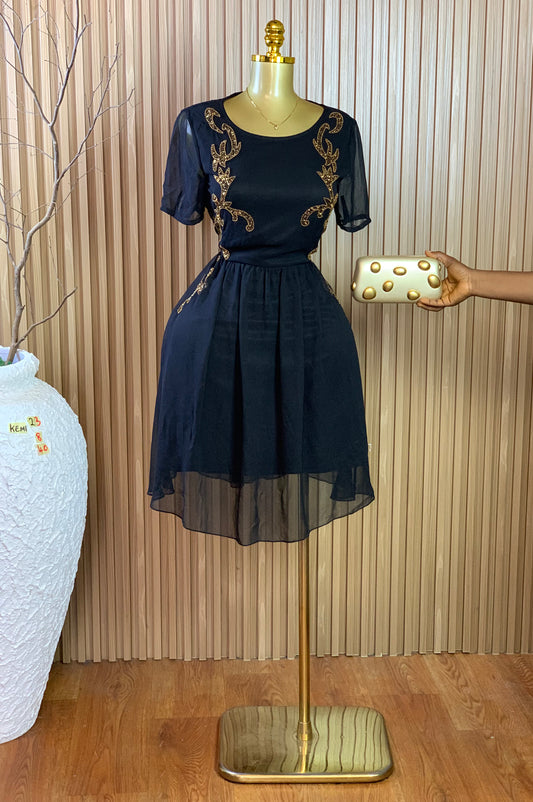 KEMI23 SIZE8 Length40 black dress