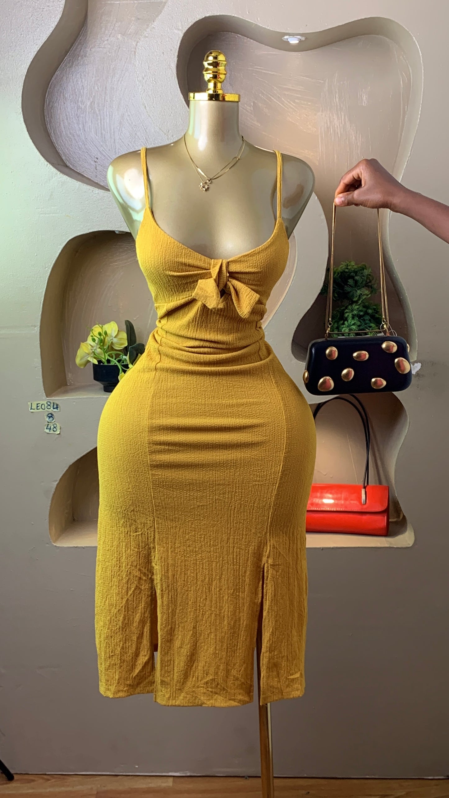 LEO84 YELLOW DRESS SIZE8 Length48