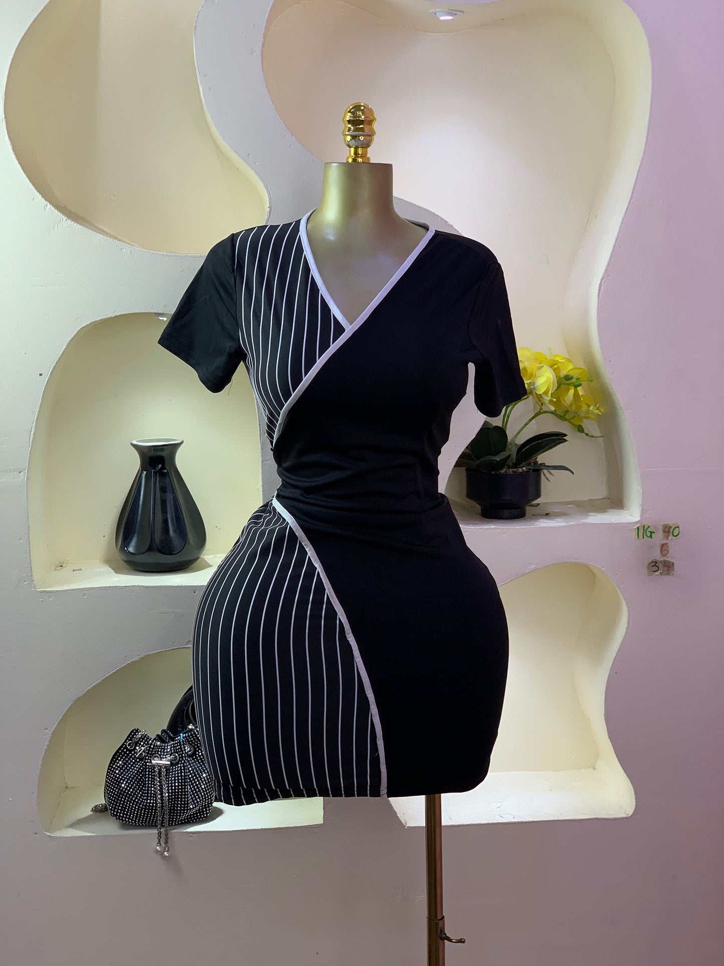 SIZE6 11G40 Length34