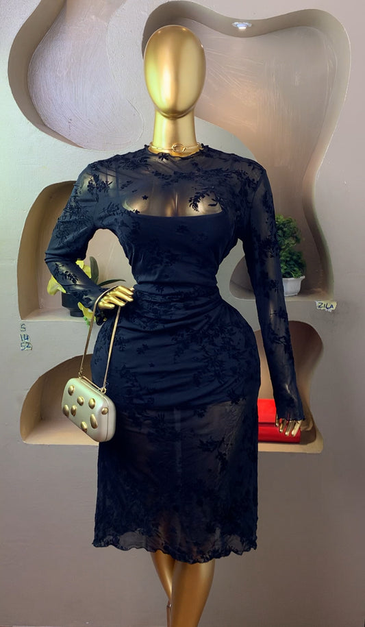 ZILA5 BLACK DRESS SIZE14 Length52