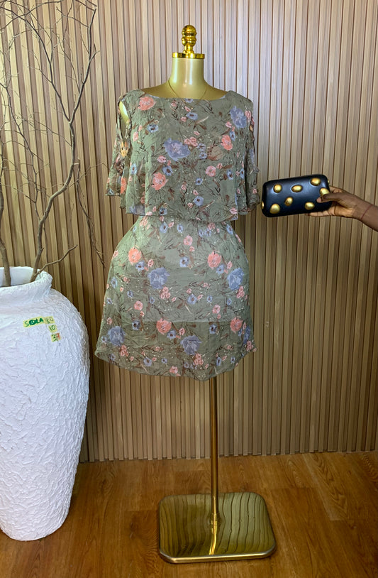 SOLA30 SIZE10 Length37 chiffon dress