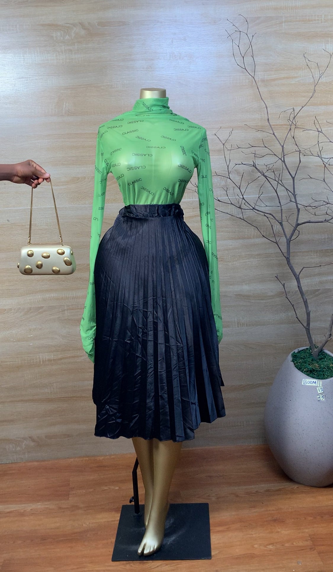 SIZE12 BOOM1 Black skirt Length33