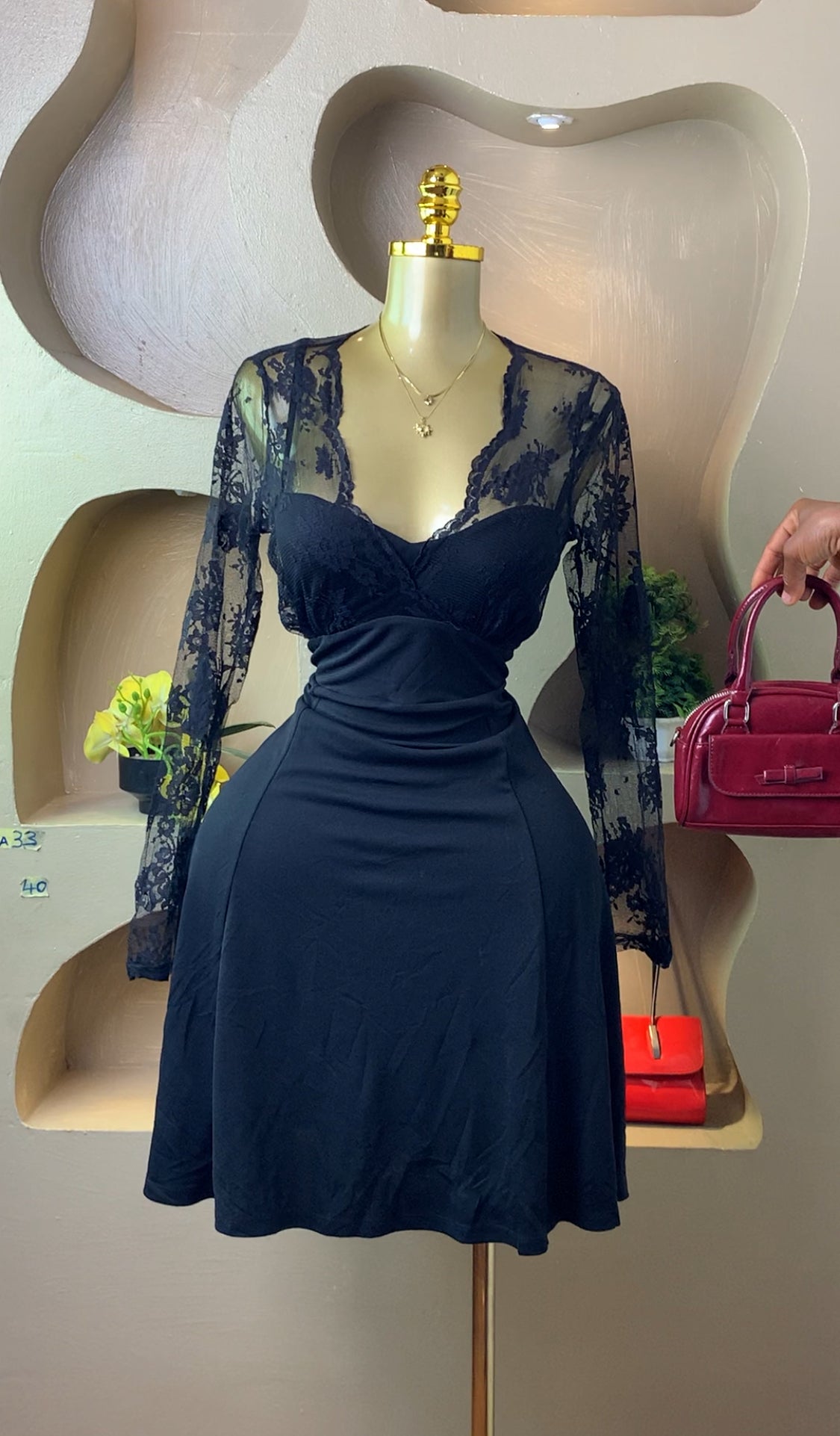 ZILA33 BLACK DRESS SIZE10 Length40