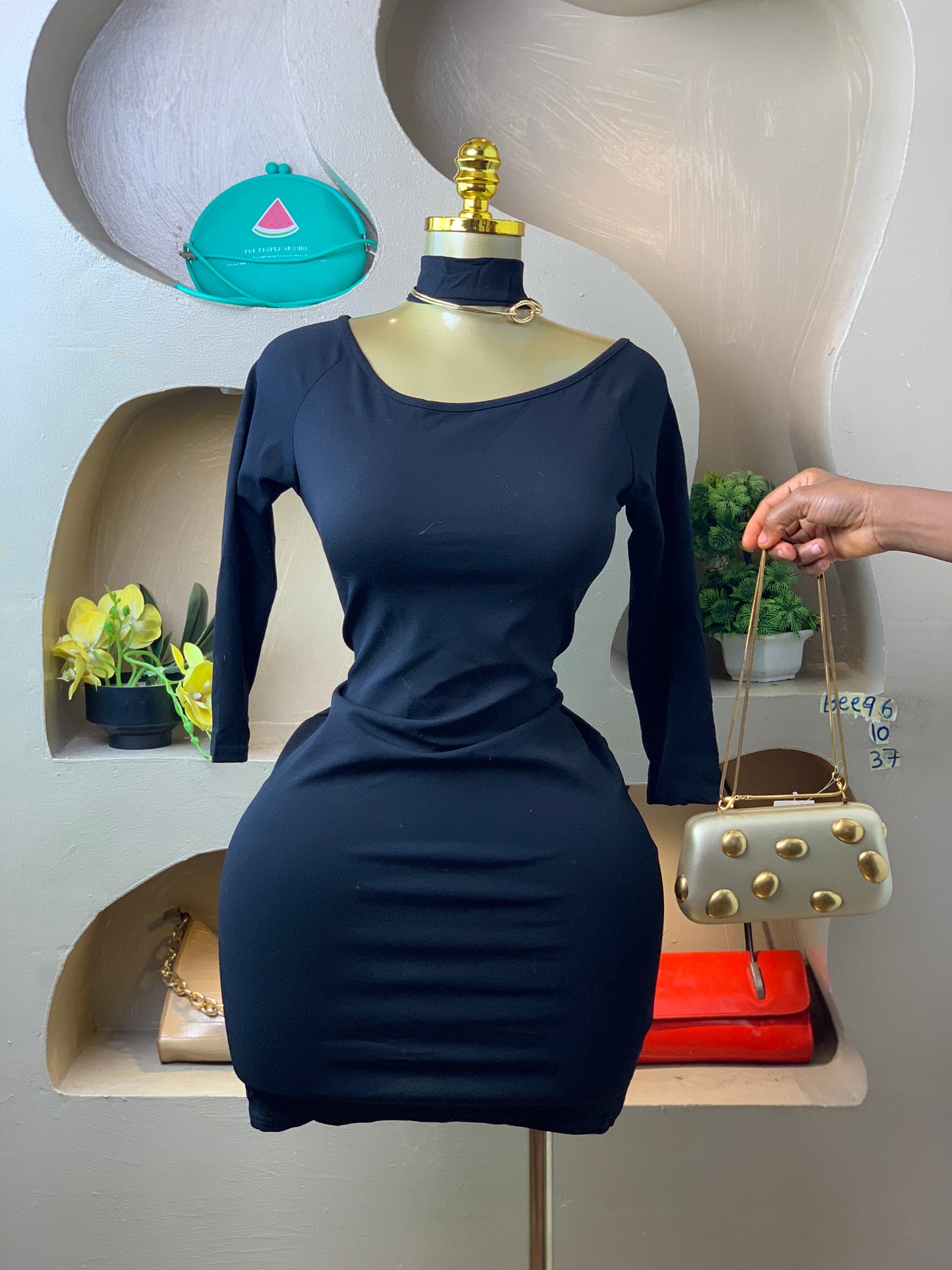 SIZE10 BEE96 Length37 (Black)